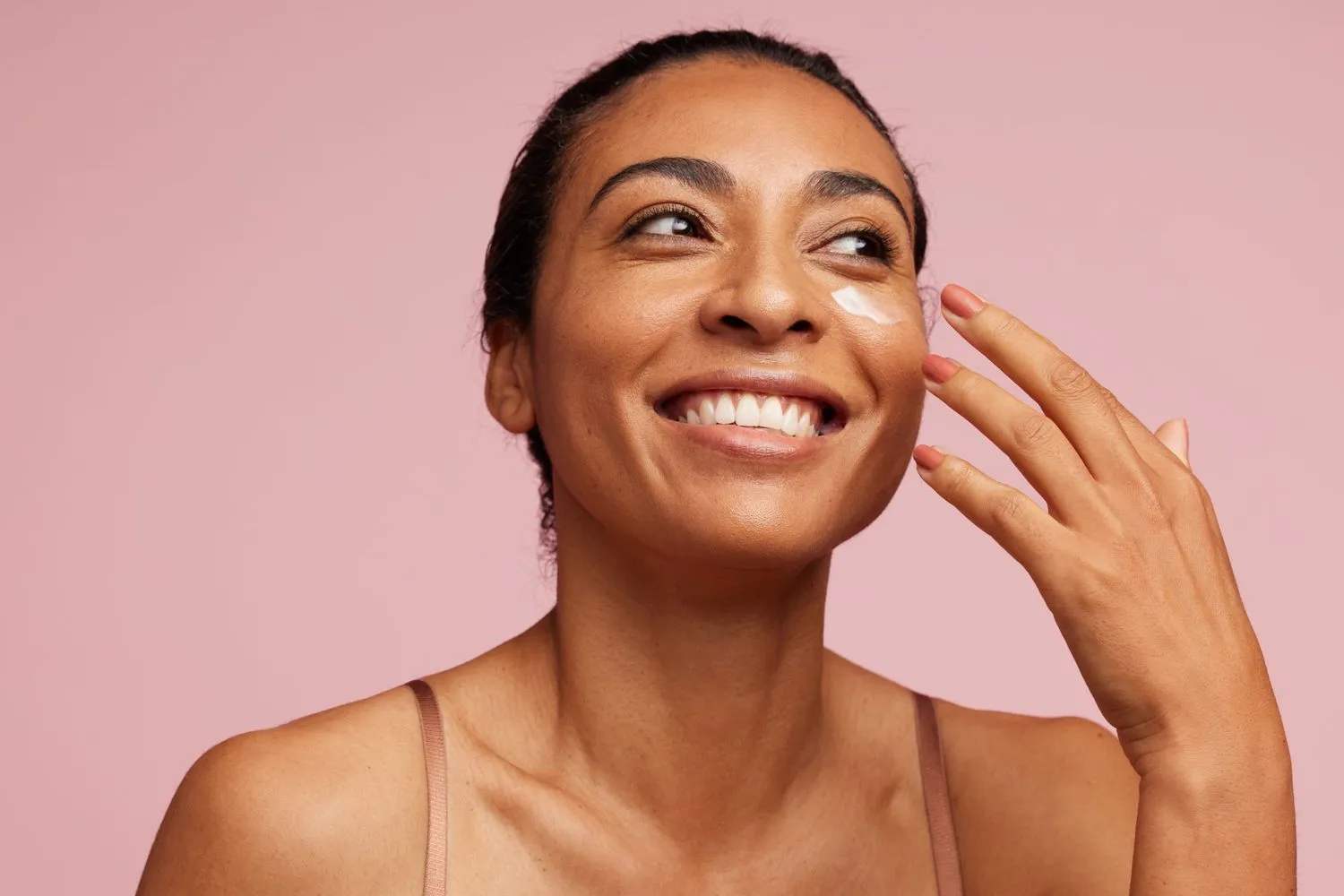 Natural Beauty Hacks for Clear Skin at Home