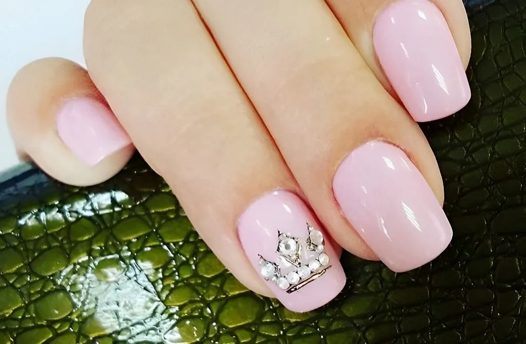 What is a Handmade Nail With Crown on the Side