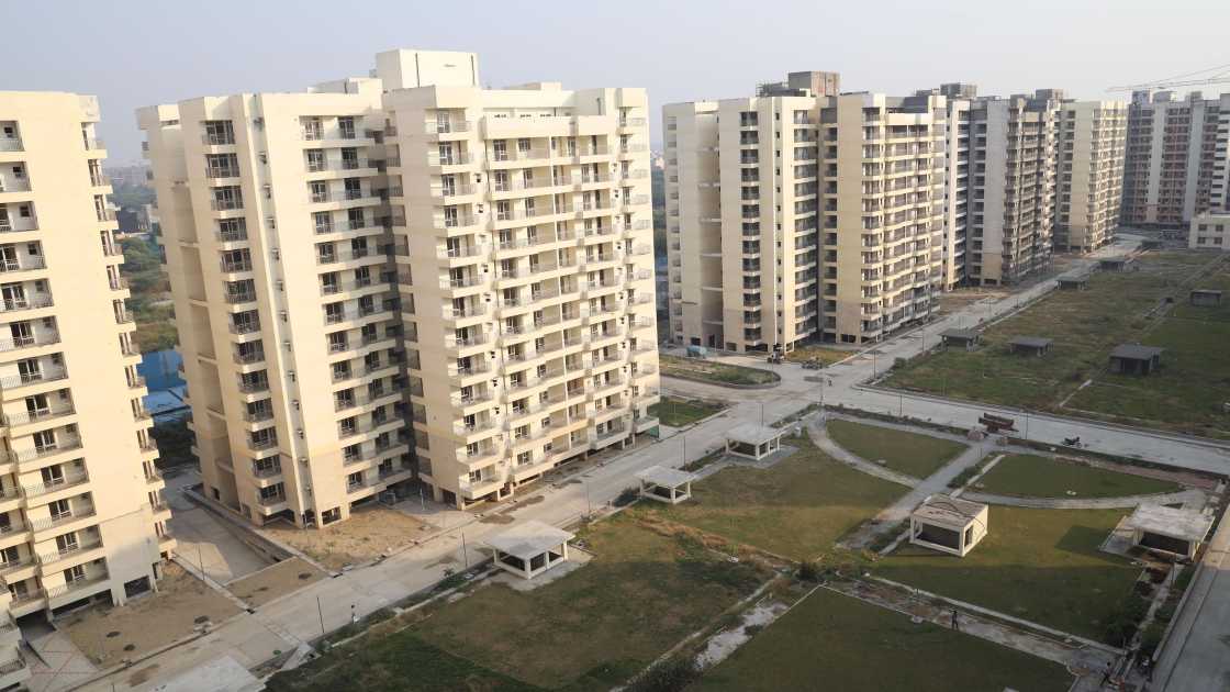 Village Builds and Smart City Perks Unpacked