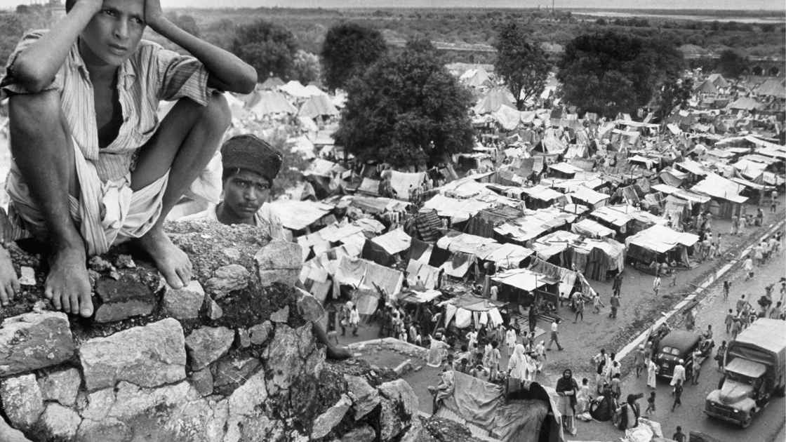 League Folks Going All In for Pakistan