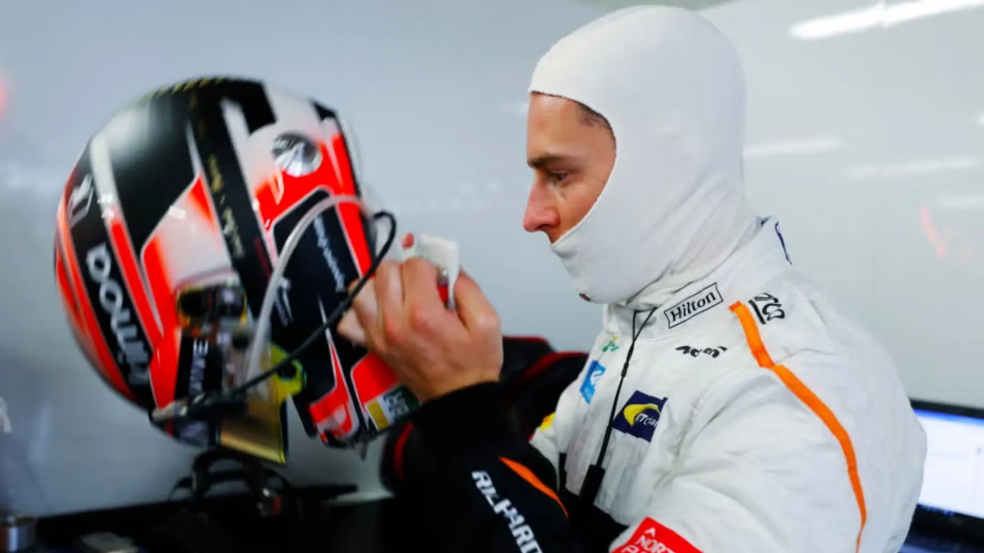A Guide to Understanding F1 Helmet Safety Features